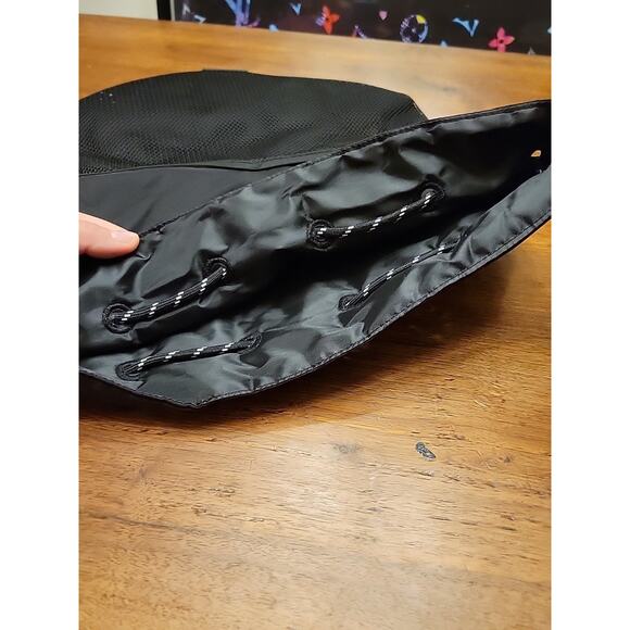 Victoria's Secret PINK Drawstring Bag Backpack Carry On Adjustable Mesh Black - Picture 5 of 9